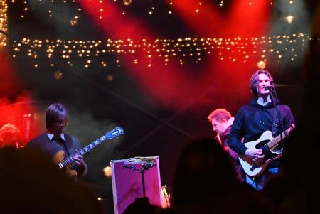 Včeraj je prvi koncert Pravljičnega Kamnik privabil število obiskovalcev (88)